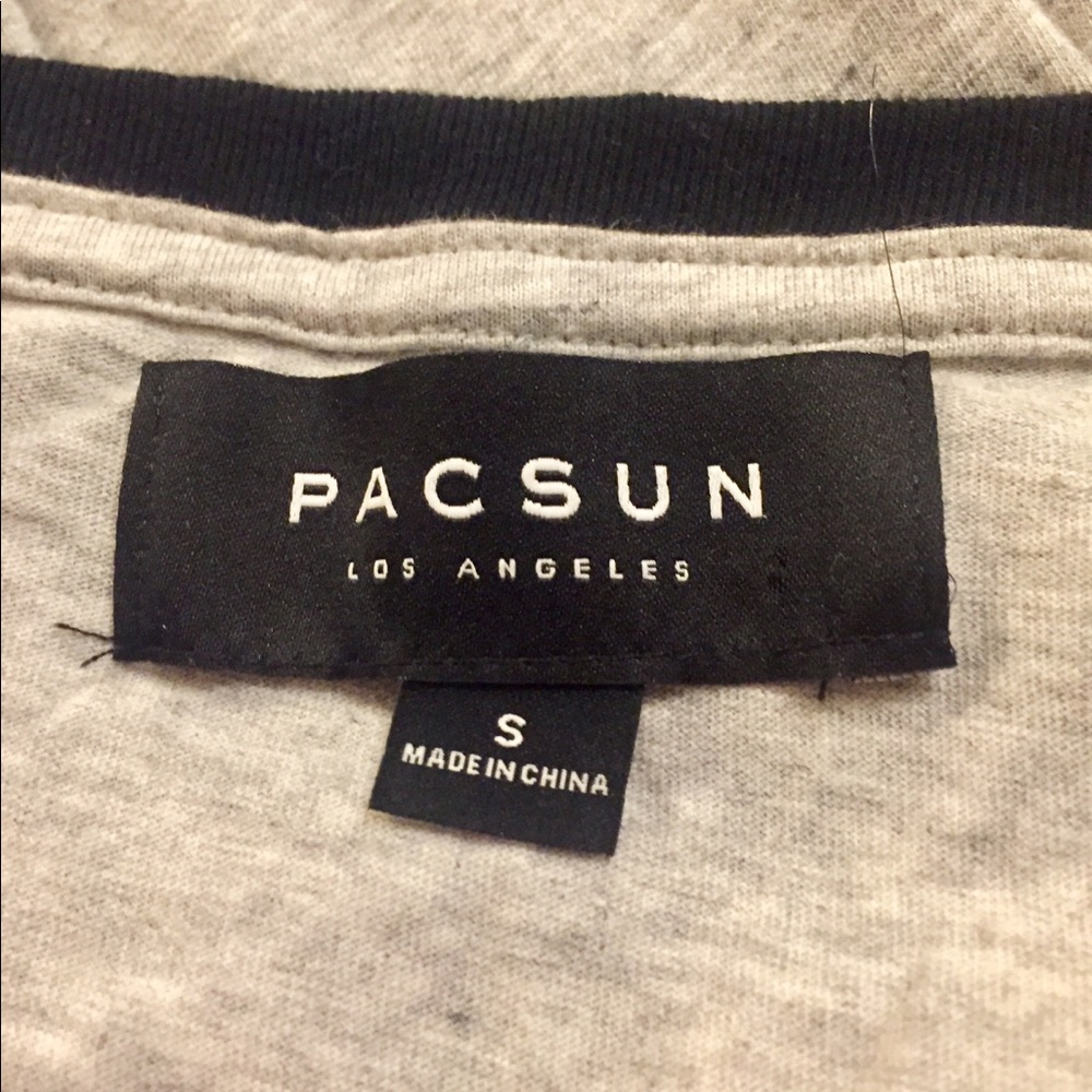 PacSun Tee - Picture 4 of 4